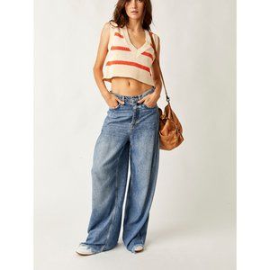 FREE PEOPLE Santa Monica Vest / Prosecco Pollen Combo